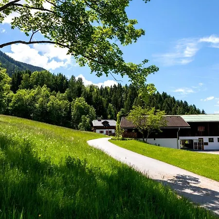 Lerchs Landhotel-2